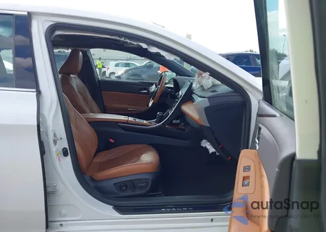 2019 Toyota Avalon Limited z USA, uszkodzony, nr VIN 4T1BZ1FB8KU029654